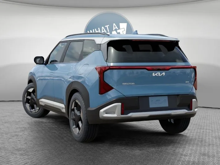 2027 Kia Seltos - view 4