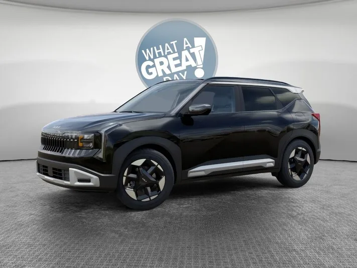 2027 Kia Seltos - view 3