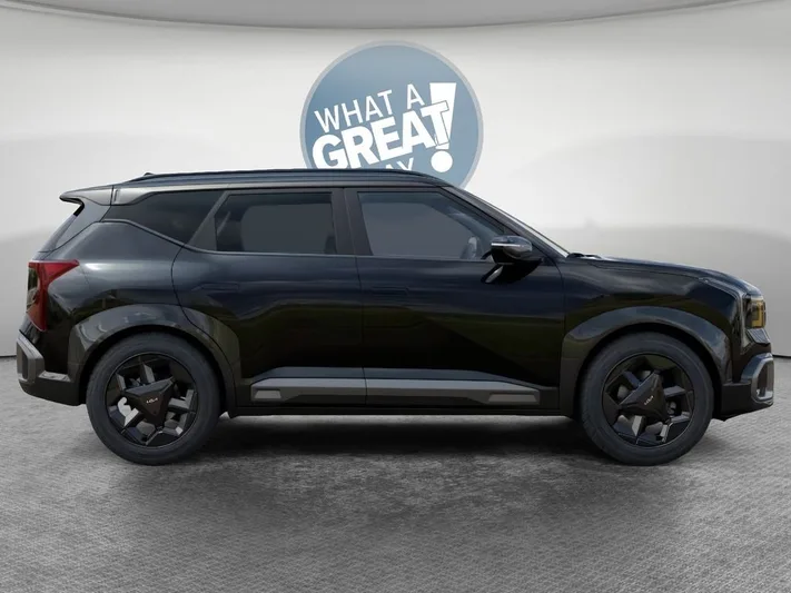 2027 Kia Seltos - view 7