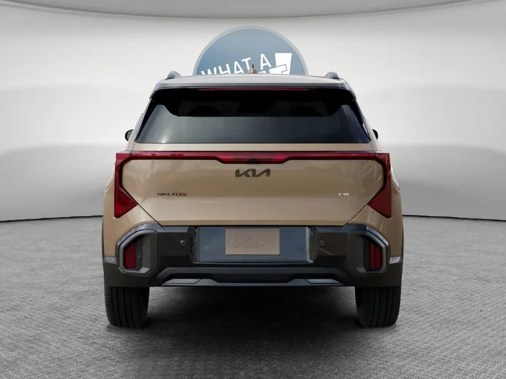 2027 Kia Seltos - view 5
