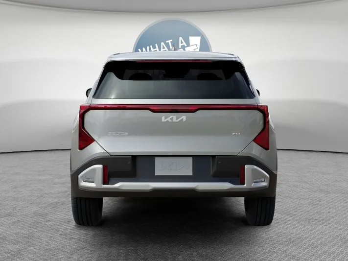 2027 Kia Seltos - view 5
