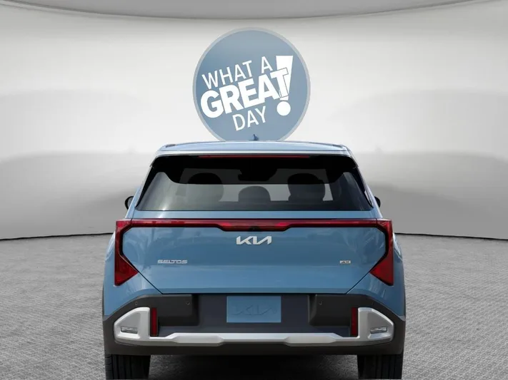 2027 Kia Seltos - view 13