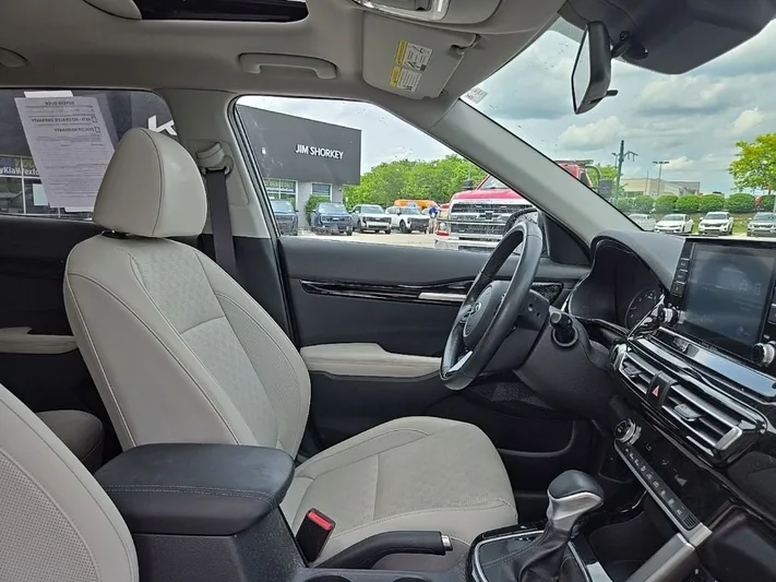 2021 Kia Seltos - view 16