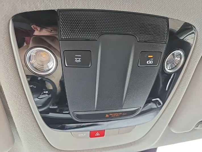 2024 Kia Seltos - view 22