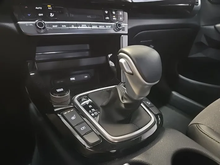 2024 Kia Seltos - view 26
