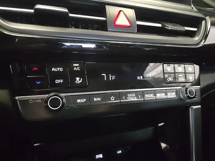 2024 Kia Seltos - view 31