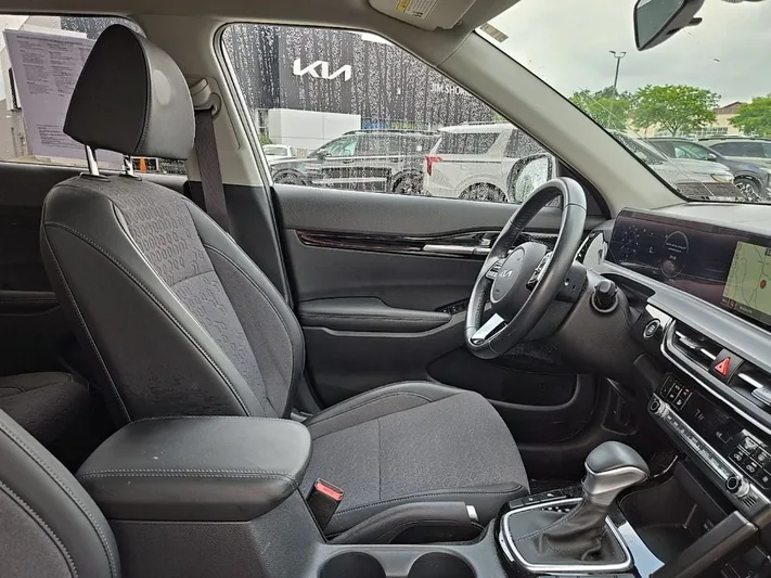 2024 Kia Seltos - view 36