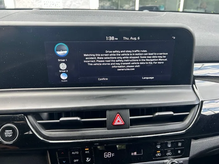 2024 Kia Seltos - view 5