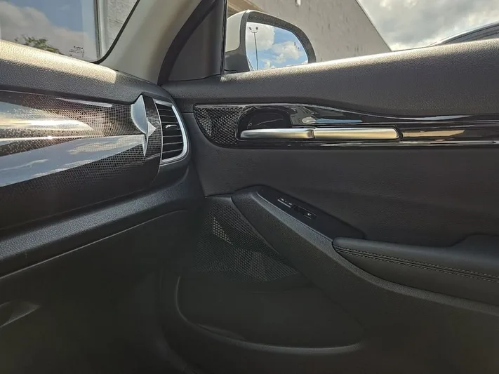 2024 Kia Seltos - view 15