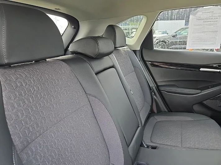 2024 Kia Seltos - view 22