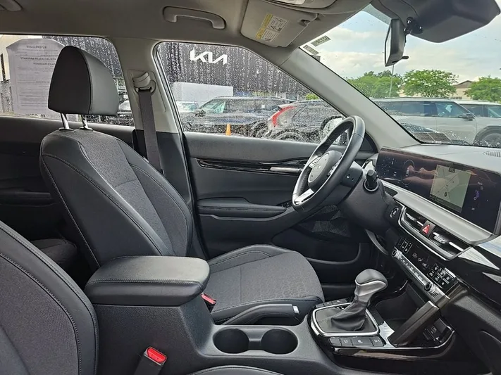 2024 Kia Seltos - view 23