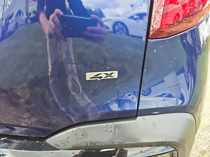 2024 Kia Seltos - view 28