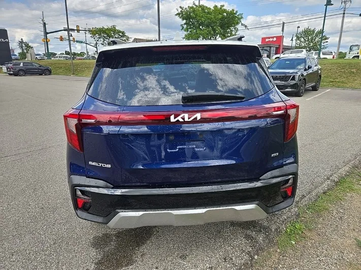 2024 Kia Seltos - view 30