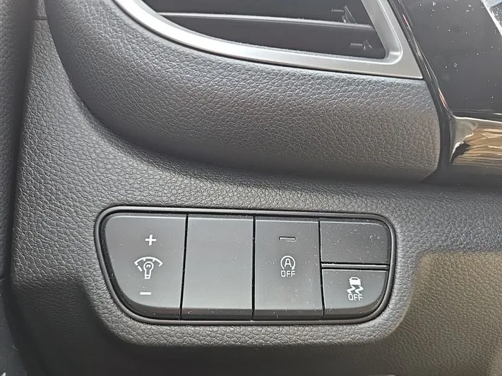2024 Kia Seltos - view 7