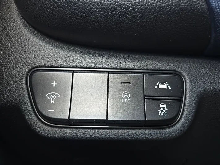 2022 Kia Seltos - view 20