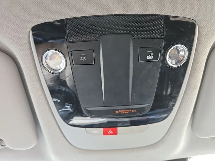 2024 Kia Seltos - view 25