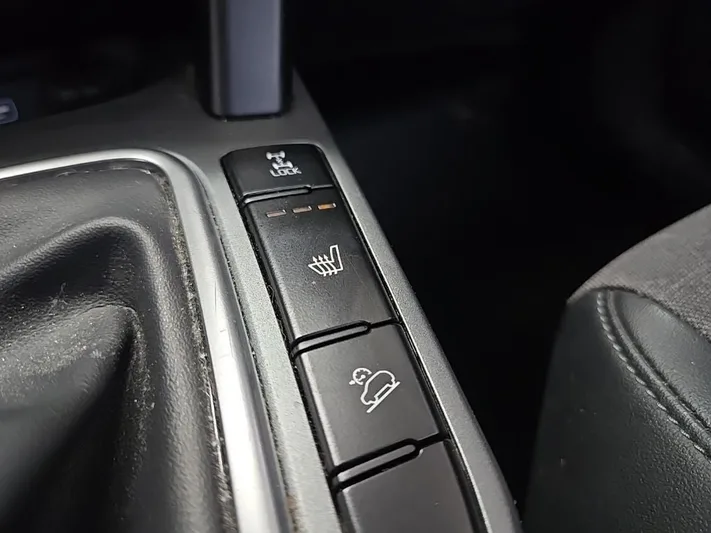 2021 Kia Seltos - view 22