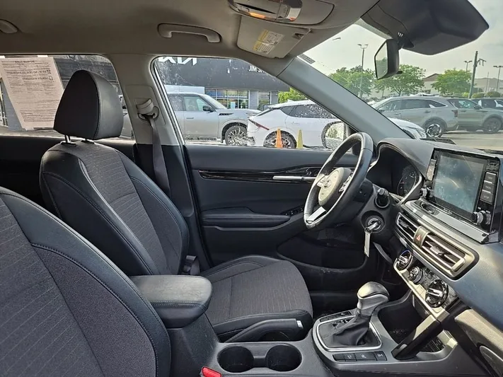 2021 Kia Seltos - view 34
