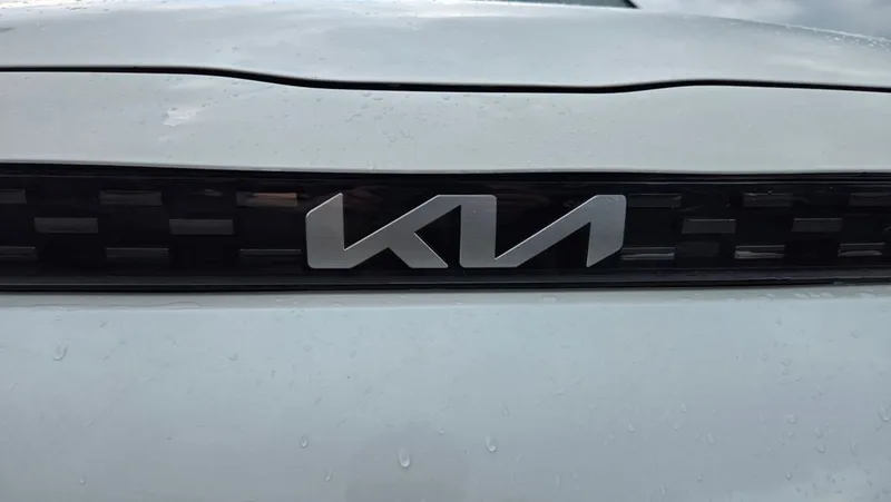 2023 Kia Soul - view 10