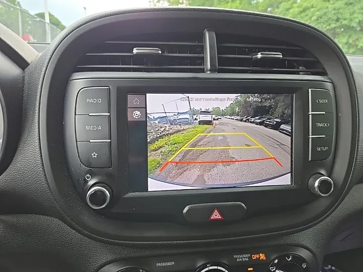 2023 Kia Soul - view 22