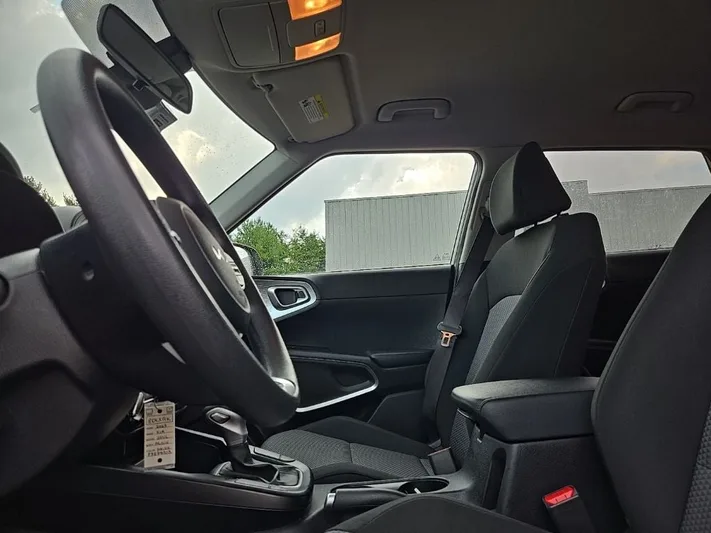 2023 Kia Soul - view 30