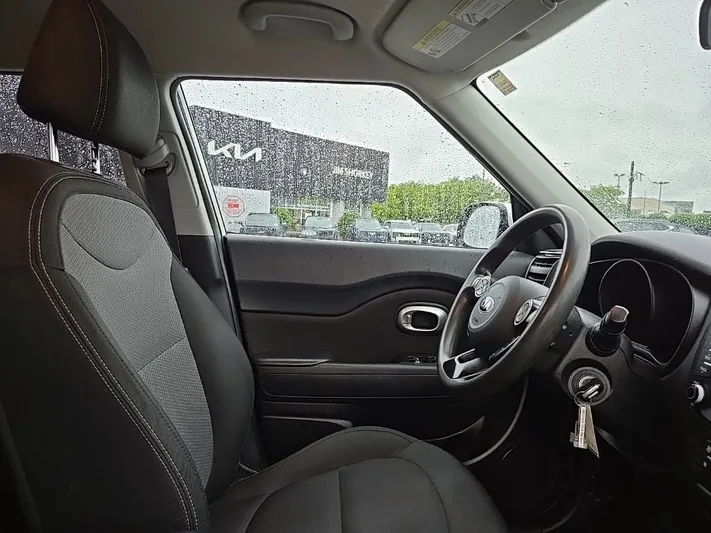 2018 Kia Soul - view 32