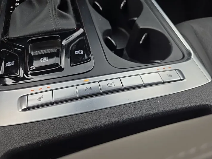 2026 Kia Carnival - view 27