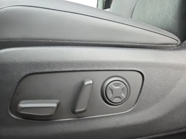 2026 Kia Carnival - view 29