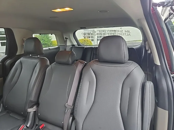 2026 Kia Carnival - view 31