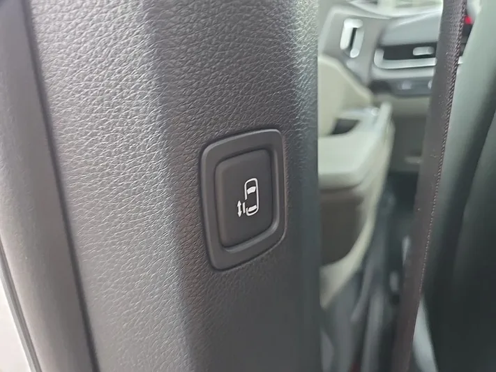 2026 Kia Carnival - view 32