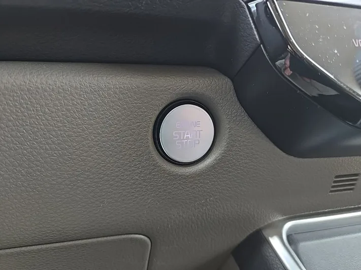 2025 Kia Carnival - view 30