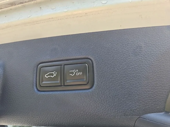 2025 Kia Carnival - view 29