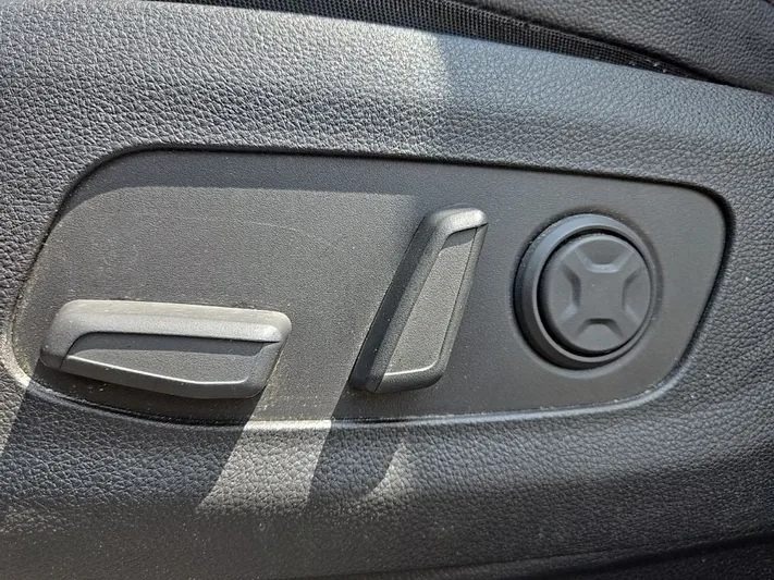 2022 Kia Carnival - view 28