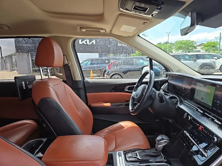 2022 Kia Carnival - view 33