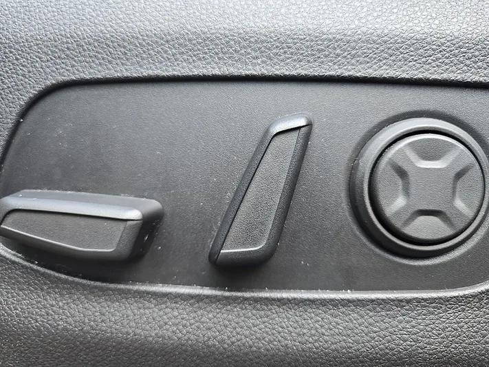 2024 Kia Carnival - view 30