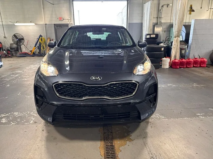2020 Kia Sportage - view 2