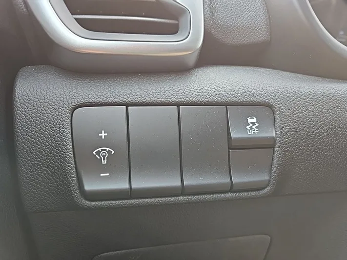 2018 Kia Sportage - view 19