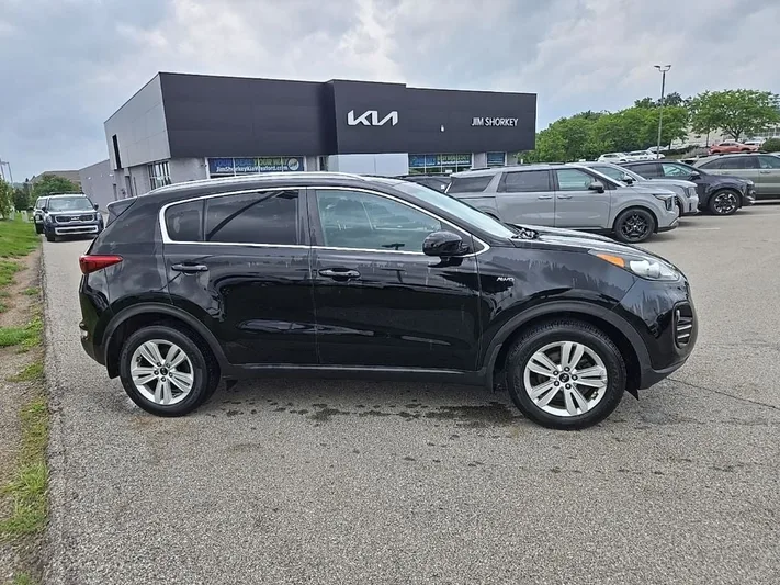2018 Kia Sportage - view 2