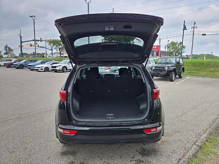 2018 Kia Sportage - view 4
