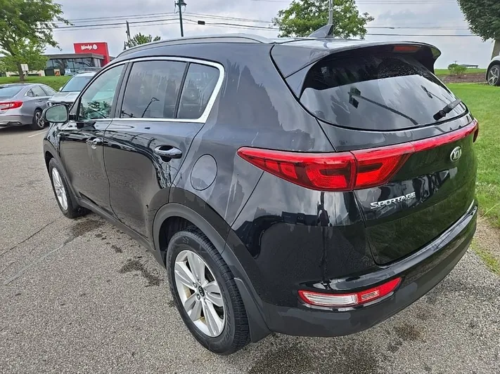 2018 Kia Sportage - view 6