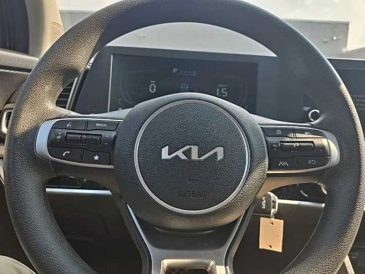 2023 Kia Sportage - view 15
