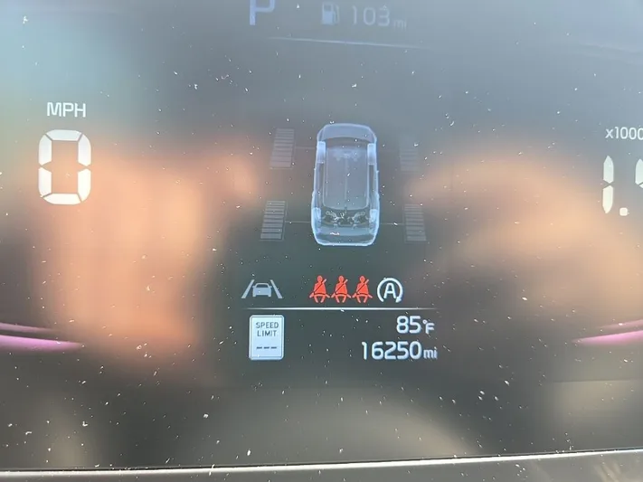 2023 Kia Sportage - view 19