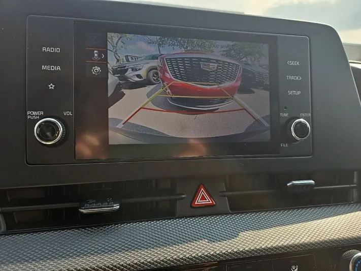 2023 Kia Sportage - view 23