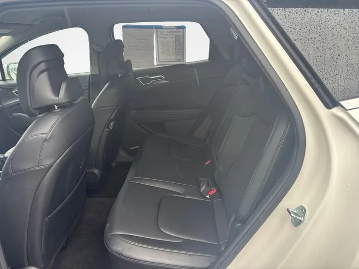 2023 Kia Sportage - view 23