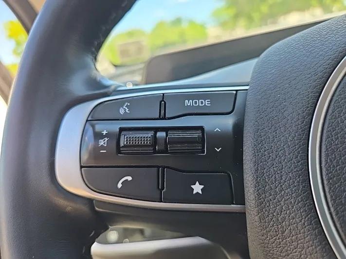 2023 Kia Sportage - view 28