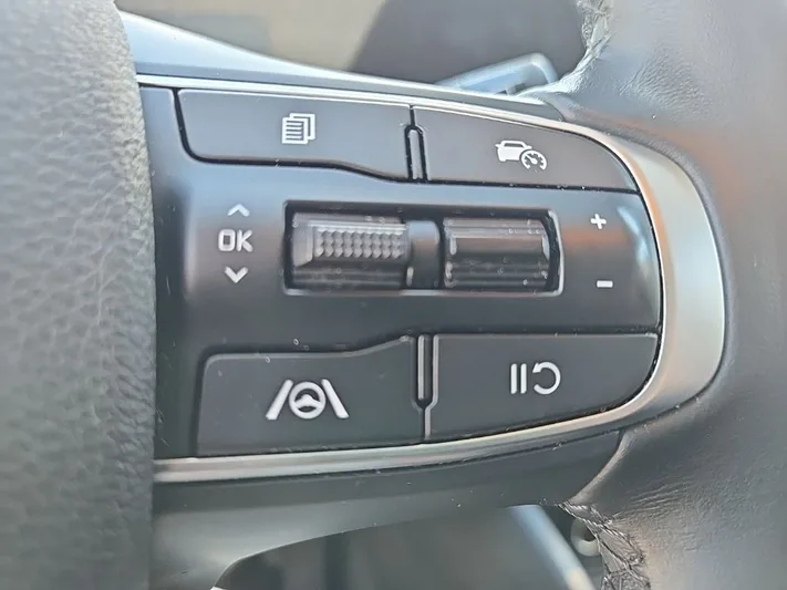 2023 Kia Sportage - view 29