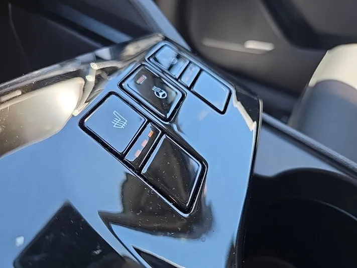 2023 Kia Sportage - view 31