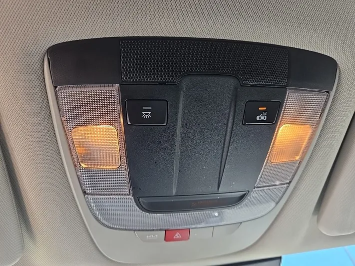 2023 Kia Sportage - view 33