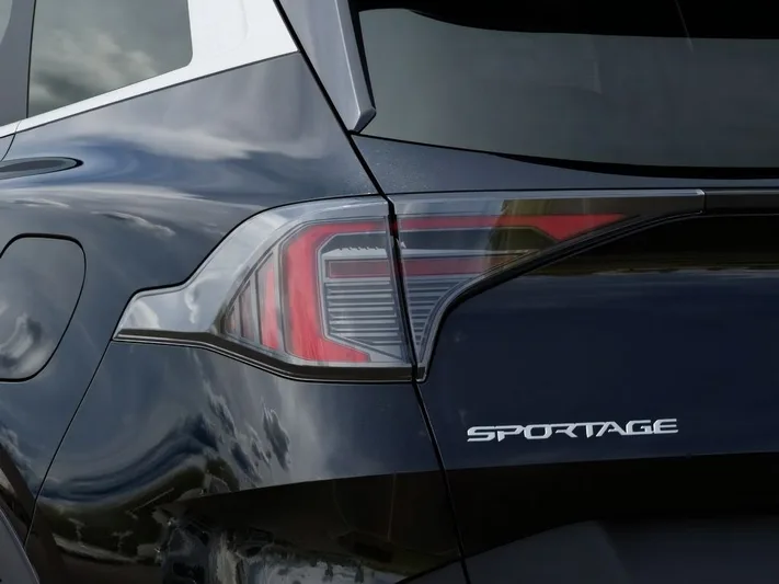 2027 Kia Sportage - view 11