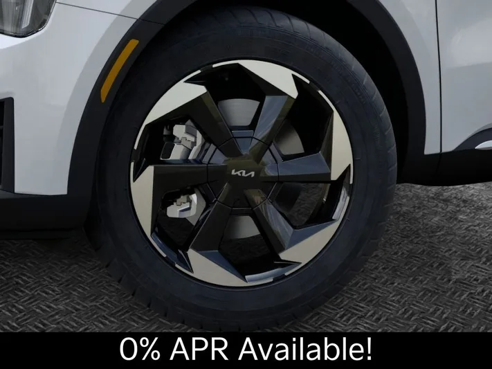 2026 Kia Sorento - view 9